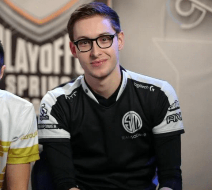 开云体育APP下载-TSM险胜C9，Caps线上压制力十足宿敌对决入围赛，强势挺进下一轮